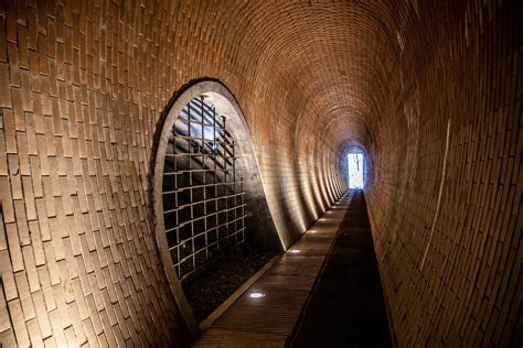 obelisk na praskm hrad|Pražský hrad: architekti od Plečnika po Pleskota